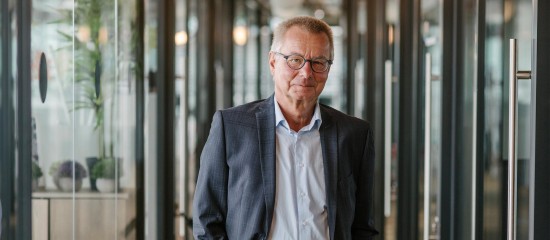 Le directeur général d’une SAS peut-il arrêter les comptes de la société ?