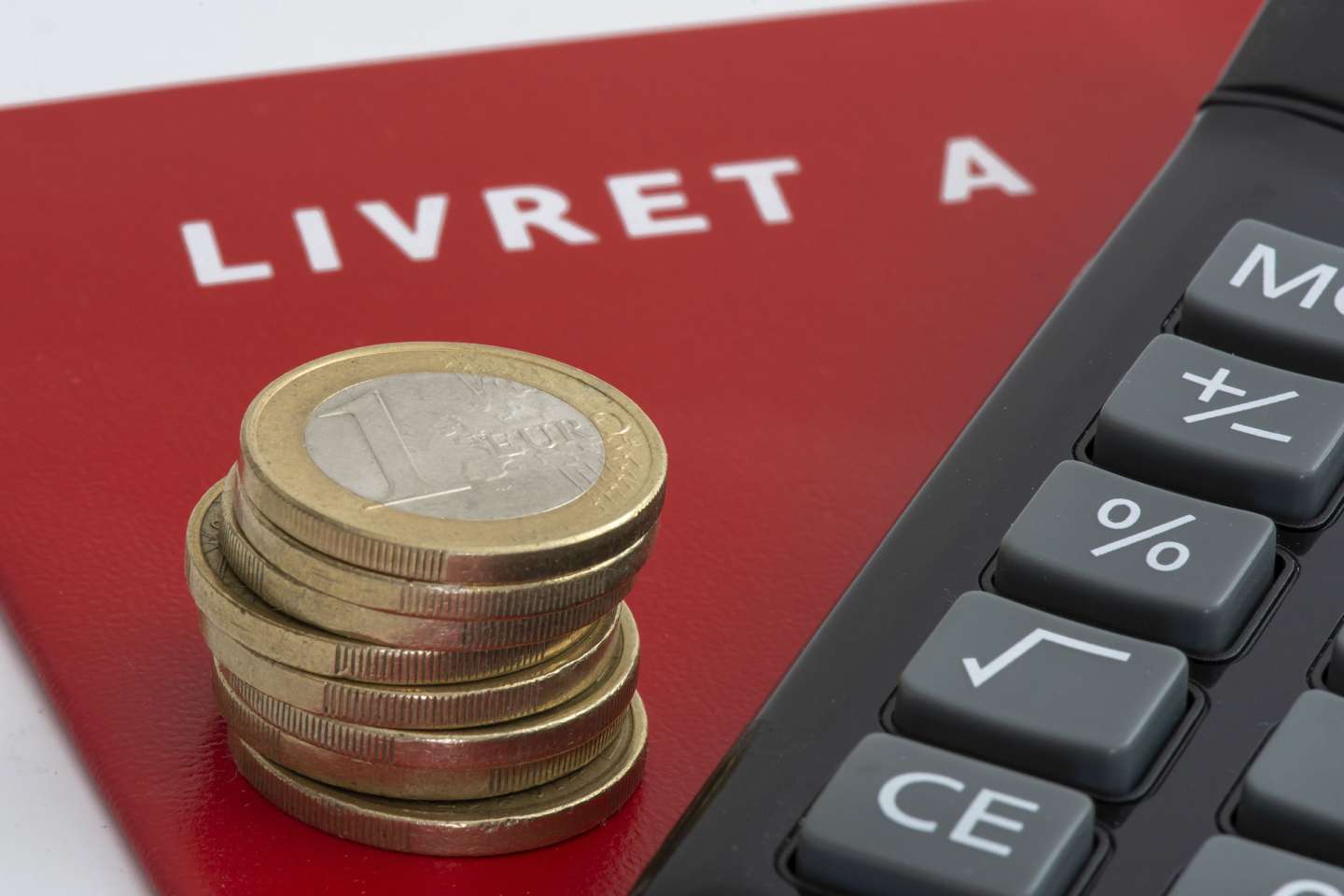 Comment l’assurance-vie a siphonné le Livret A