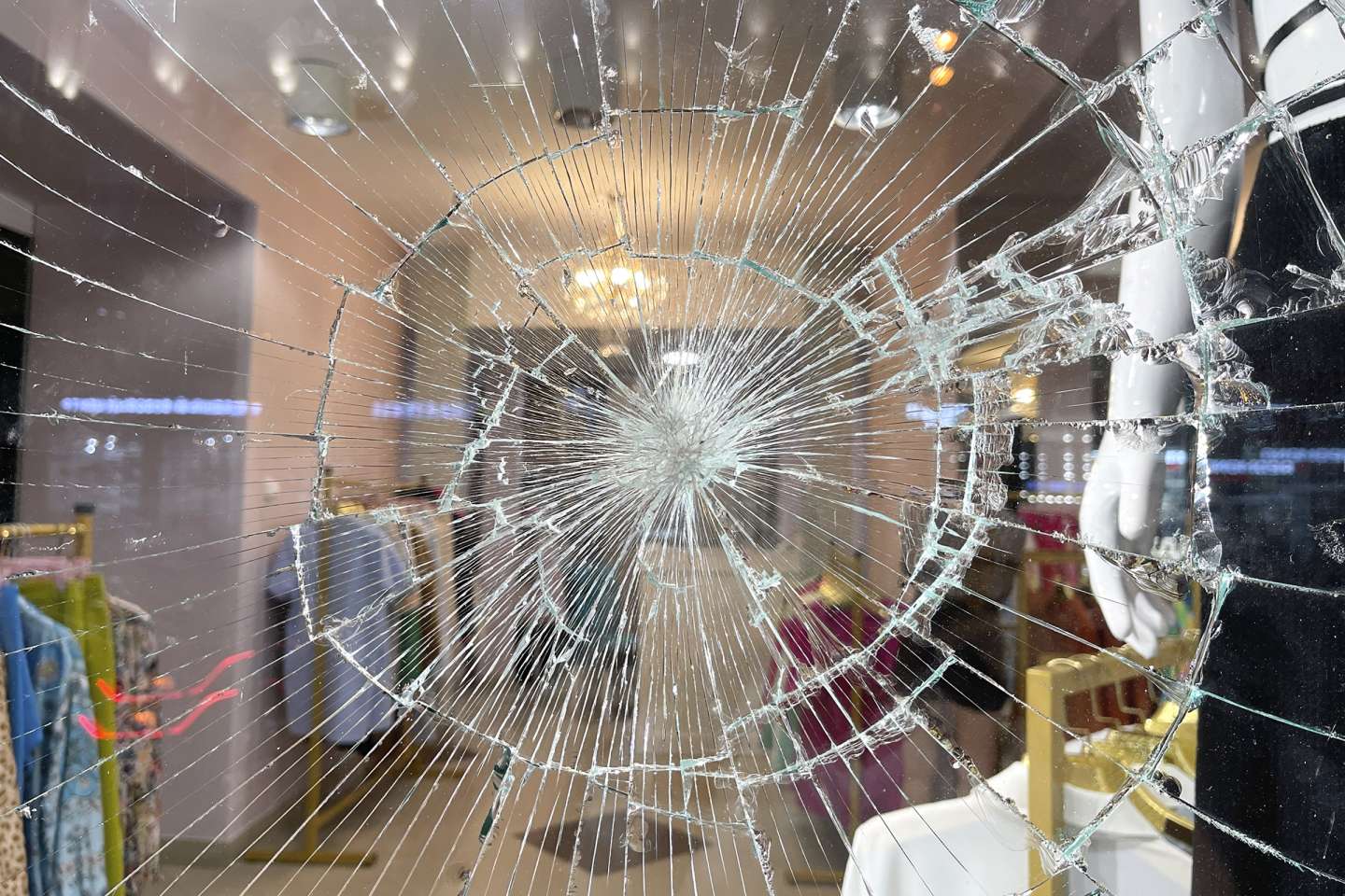 Activité partielle : une prise en charge intégrale pour les commerces vandalisés